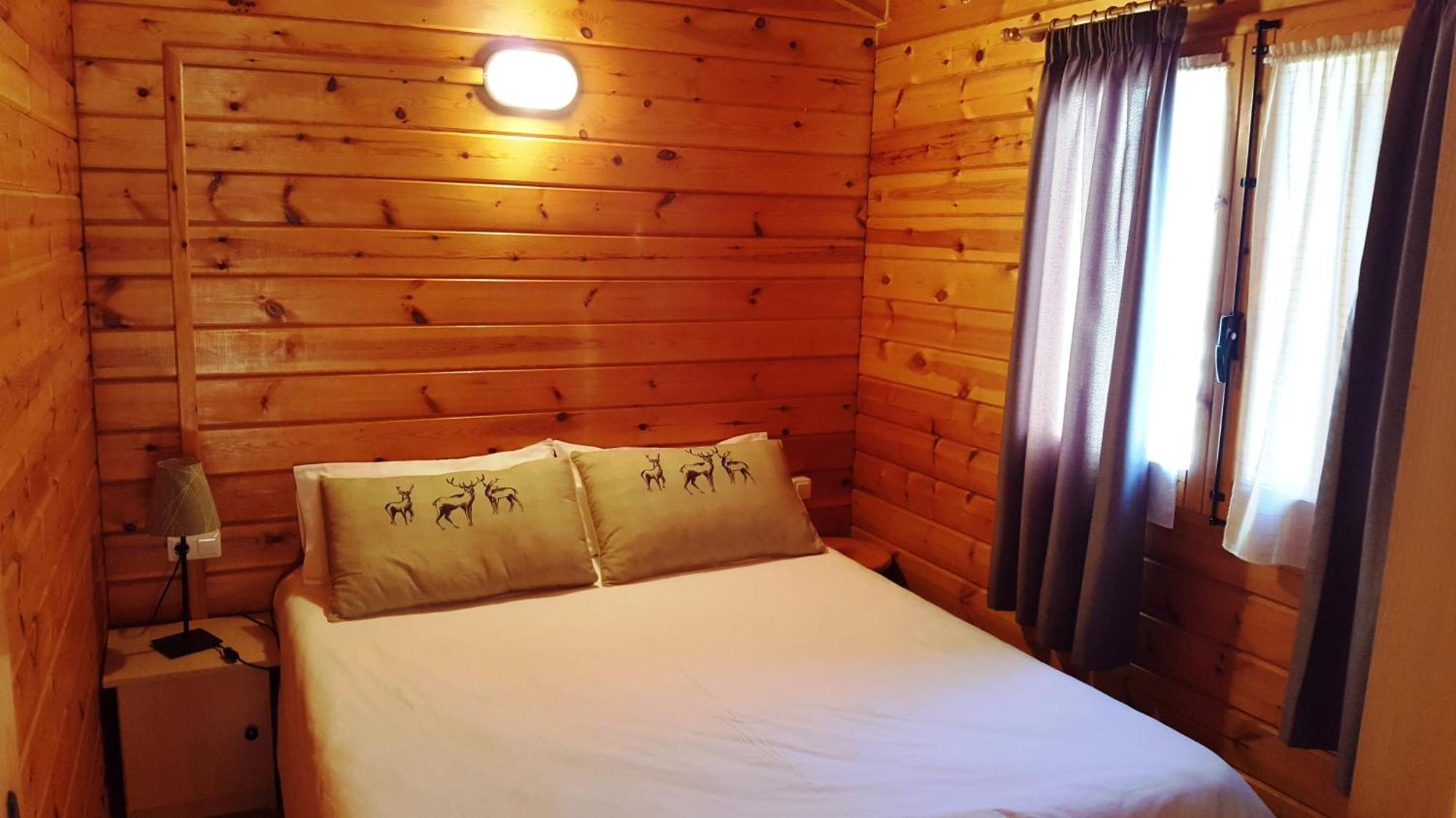 Bungalows Nou Camping La Guingueta D'Aneu Buitenkant foto