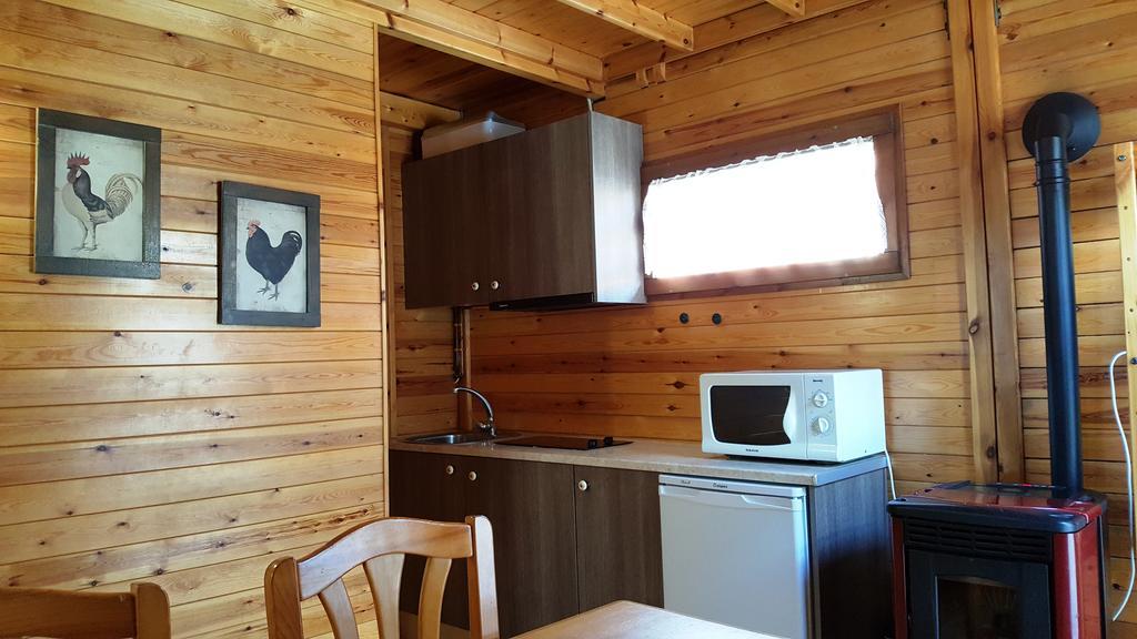 Bungalows Nou Camping La Guingueta D'Aneu Buitenkant foto
